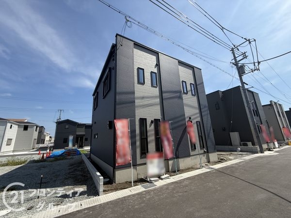 姫路市花田町小川　新築一戸建て　１号棟