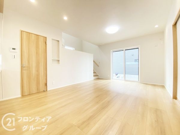 姫路市花田町小川 新築一戸建て 1号棟(リビング)