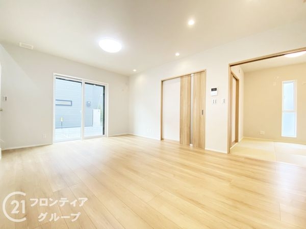 姫路市花田町小川 新築一戸建て 1号棟(リビング)