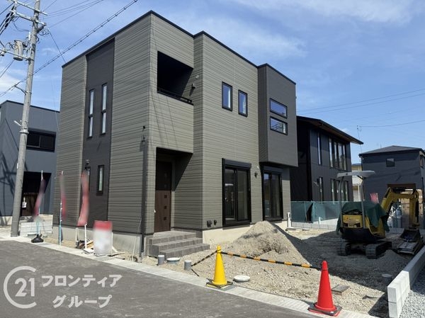 姫路市花田町小川　新築一戸建て　２号棟