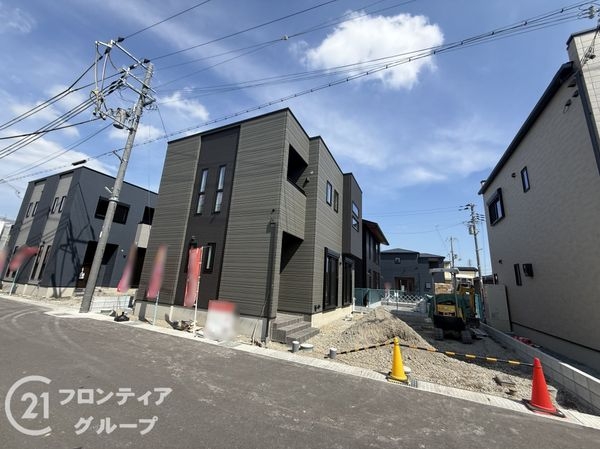 姫路市花田町小川　新築一戸建て　２号棟