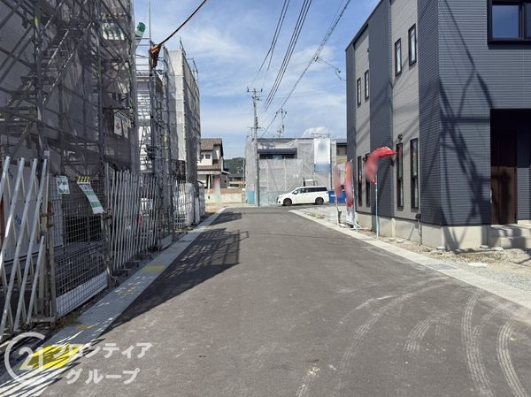 姫路市花田町小川　新築一戸建て　２号棟