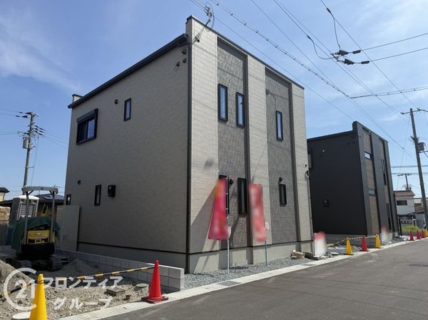 姫路市花田町小川　新築一戸建て　３号棟