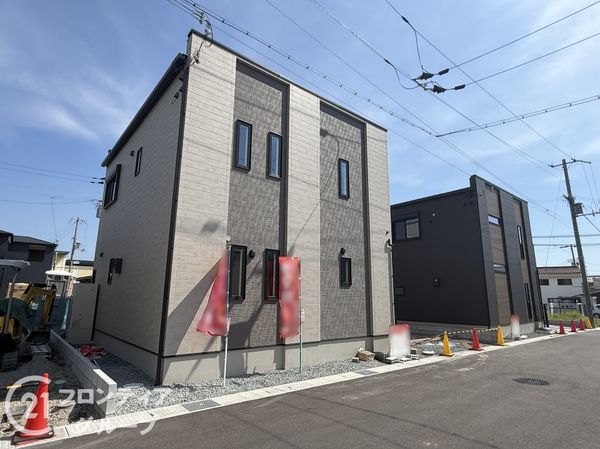 姫路市花田町小川　新築一戸建て　３号棟