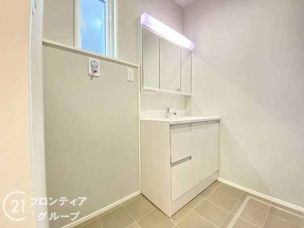 姫路市花田町小川 新築一戸建て 4号棟(洗面台・洗面所)