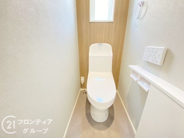 姫路市花田町小川 新築一戸建て 4号棟(トイレ)