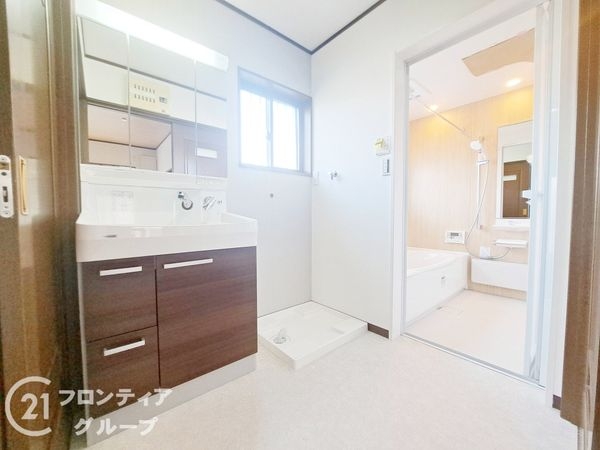 姫路市飾磨区阿成中垣内の中古一戸建て(洗面台・洗面所)