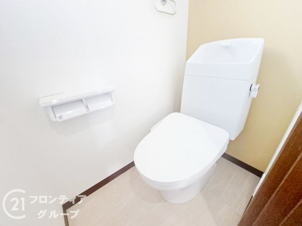 姫路市飾磨区阿成中垣内の中古一戸建て(トイレ)