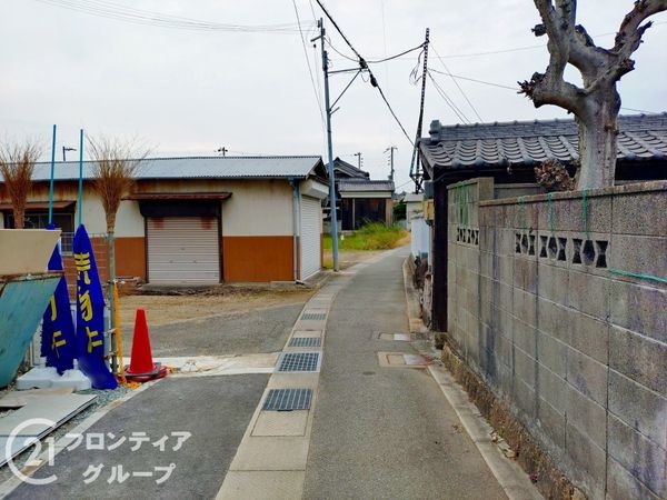 姫路市飾磨区中島 新築一戸建て 第4 全1区画(前面道路含む現地写真)
