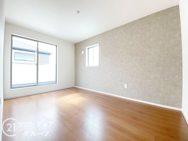 三木市自由が丘本町２丁目　新築一戸建て　１期　２号棟