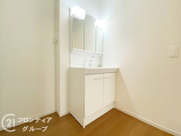 三木市自由が丘本町２丁目　新築一戸建て　１期　２号棟