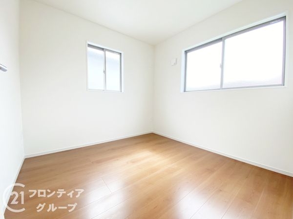 三木市自由が丘本町２丁目　新築一戸建て　１期　２号棟