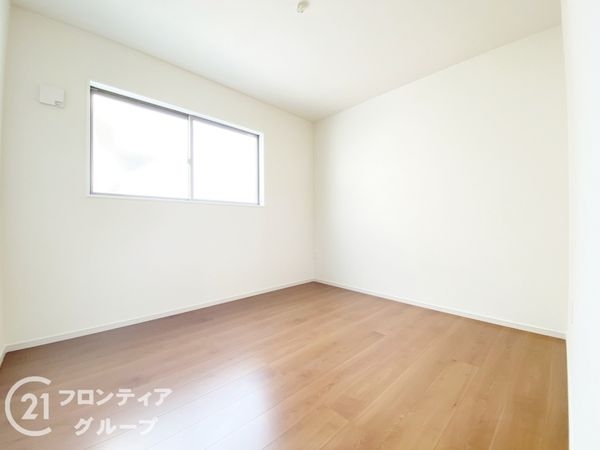 三木市自由が丘本町２丁目　新築一戸建て　１期　２号棟