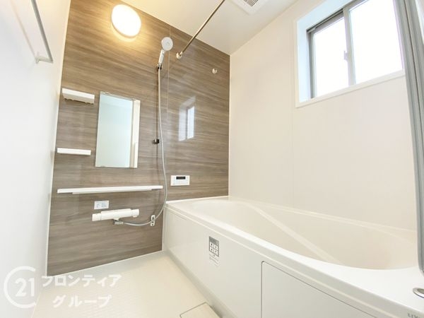 三木市自由が丘本町２丁目　新築一戸建て　１期　２号棟