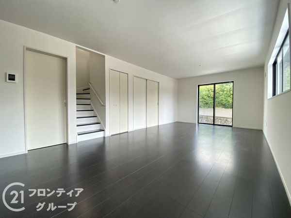 三木市自由が丘本町２丁目　新築一戸建て　１期　３号棟