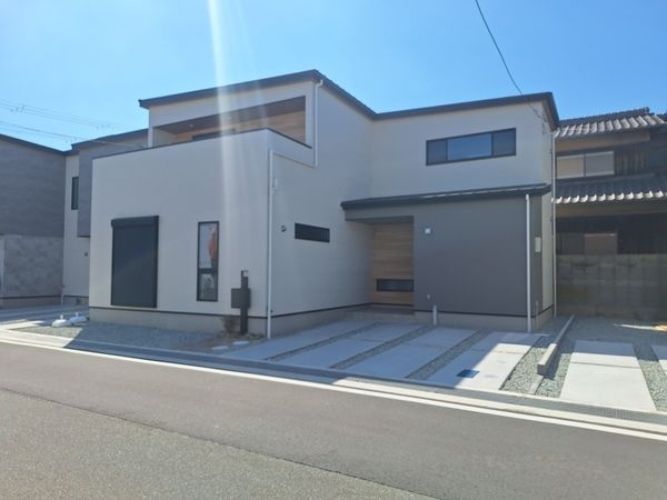 FrontierGardens　加古川市別府町新野辺北町…