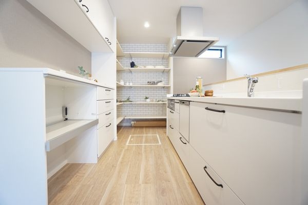 FrontierGardens　加古川市別府町新野辺北町…