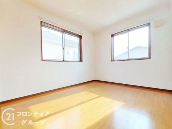 姫路市広畑区小松町１丁目の中古一戸建て