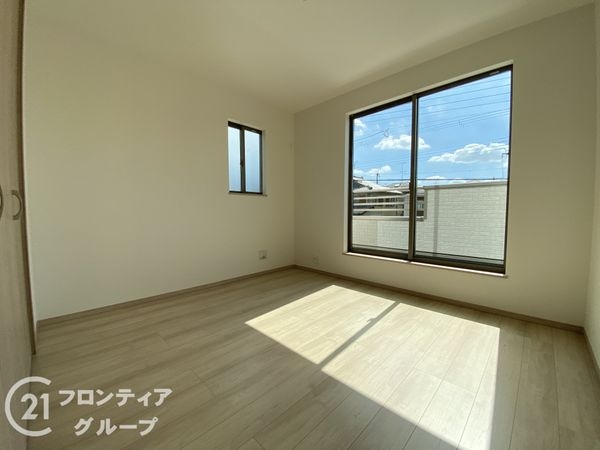 三木市志染町青山１丁目　新築一戸建て　１号棟