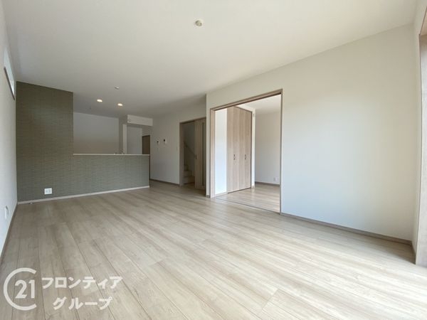 三木市志染町青山１丁目　新築一戸建て　１号棟