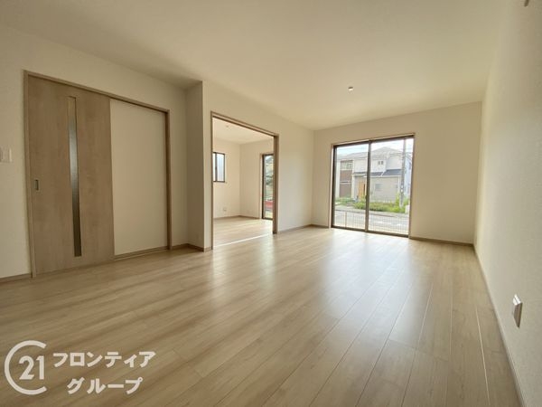 三木市志染町青山１丁目　新築一戸建て　１号棟