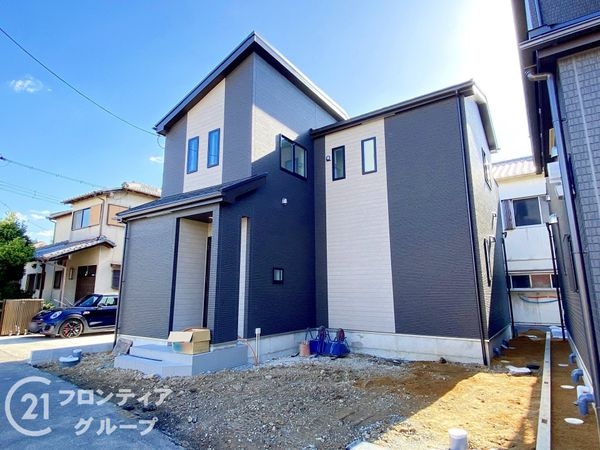 加古川市平岡町土山　新築一戸建て　B号棟