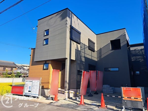 姫路市北条梅原町　新築一戸建て　２号棟