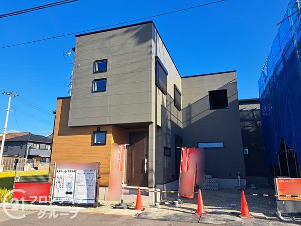 姫路市北条梅原町　新築一戸建て　２号棟