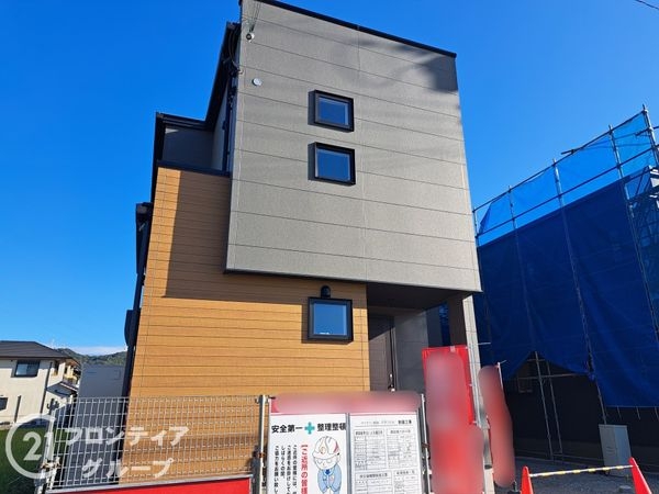 姫路市北条梅原町　新築一戸建て　２号棟