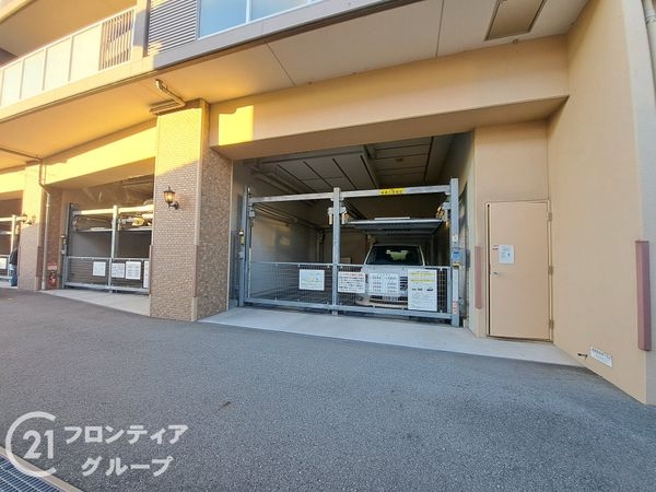 デュオプレステージ姫路マークスフォート 中古マンション(駐車場)
