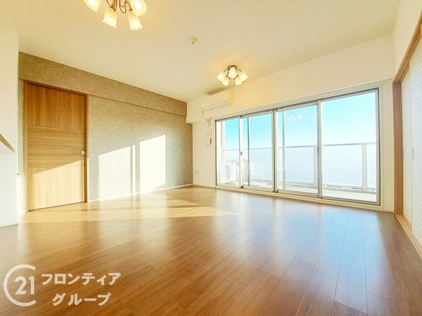 デュオプレステージ姫路マークスフォート 中古マンション(リビング)