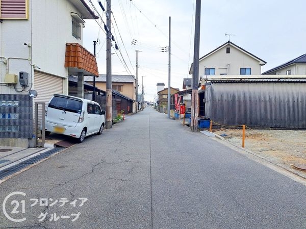 加古川市加古川町北在家 新築一戸建て 4期 全1区画(前面道路含む現地写真)