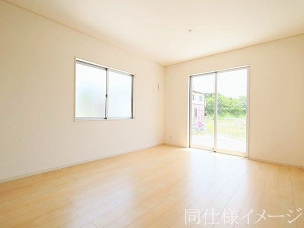 加古川市平岡町土山 新築一戸建て 第113号棟(同仕様写真(リビング))