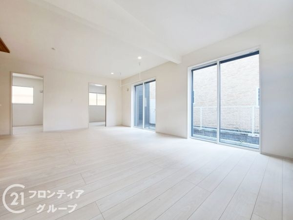 三木市志染町青山２丁目　新築一戸建て　全１区画