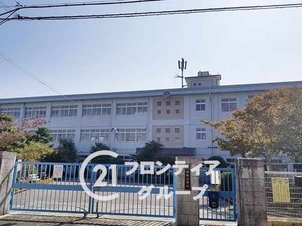 姫路市的形町的形の中古一戸建て(姫路市立的形小学校)