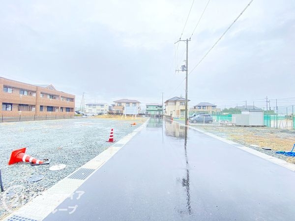 姫路市網干区坂出　新築一戸建て　２号棟