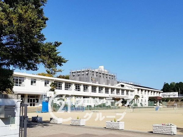 サンヒルズ福沢町　中古マンション(姫路市立琴陵中学校)