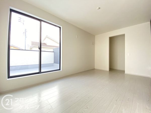 姫路市八代　新築一戸建て　１期　２号棟