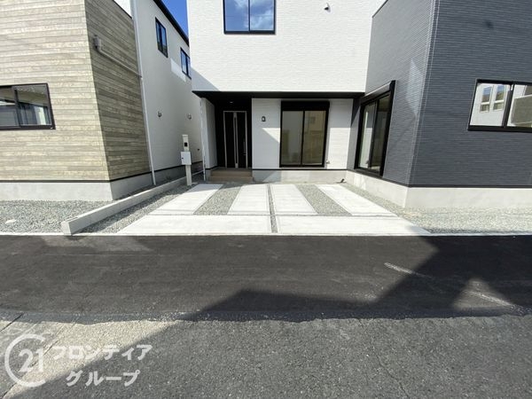 姫路市八代　新築一戸建て　１期　２号棟