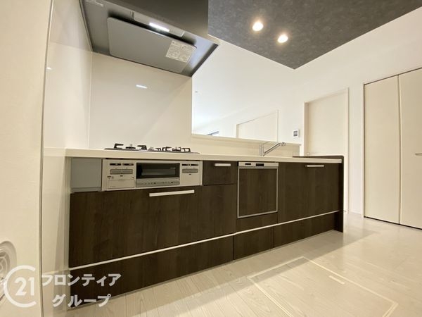 姫路市八代　新築一戸建て　１期　２号棟