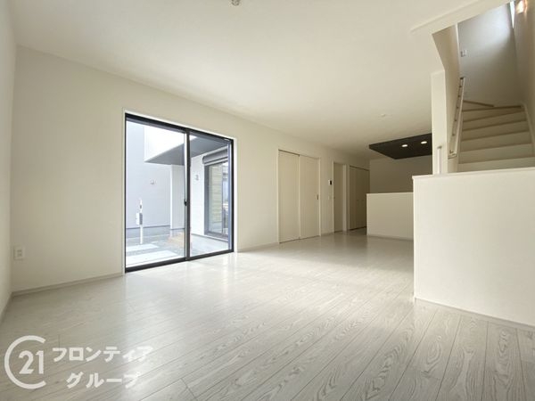 姫路市八代　新築一戸建て　１期　２号棟