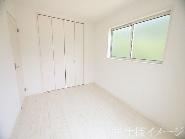 加古川市西神吉町岸　新築一戸建て　４号棟