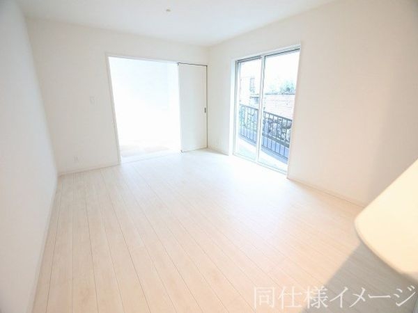 加古川市西神吉町岸　新築一戸建て　２号棟