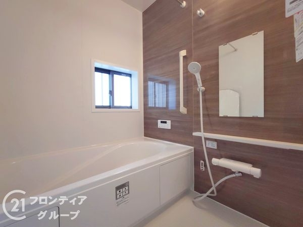 三木市岩宮　新築一戸建て　J号棟