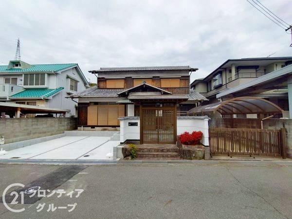 姫路市川西台の中古一戸建て