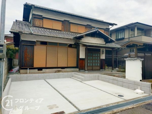 姫路市川西台　中古一戸建て