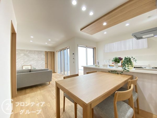 姫路市飾磨区加茂　新築一戸建て