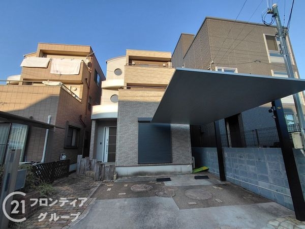 姫路市新在家３丁目の中古一戸建て