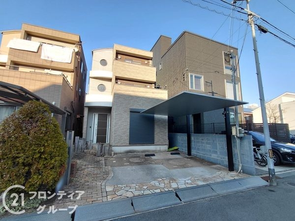 姫路市新在家３丁目の中古一戸建て