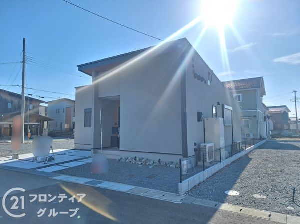姫路市網干区垣内本町　新築一戸建て　１号棟